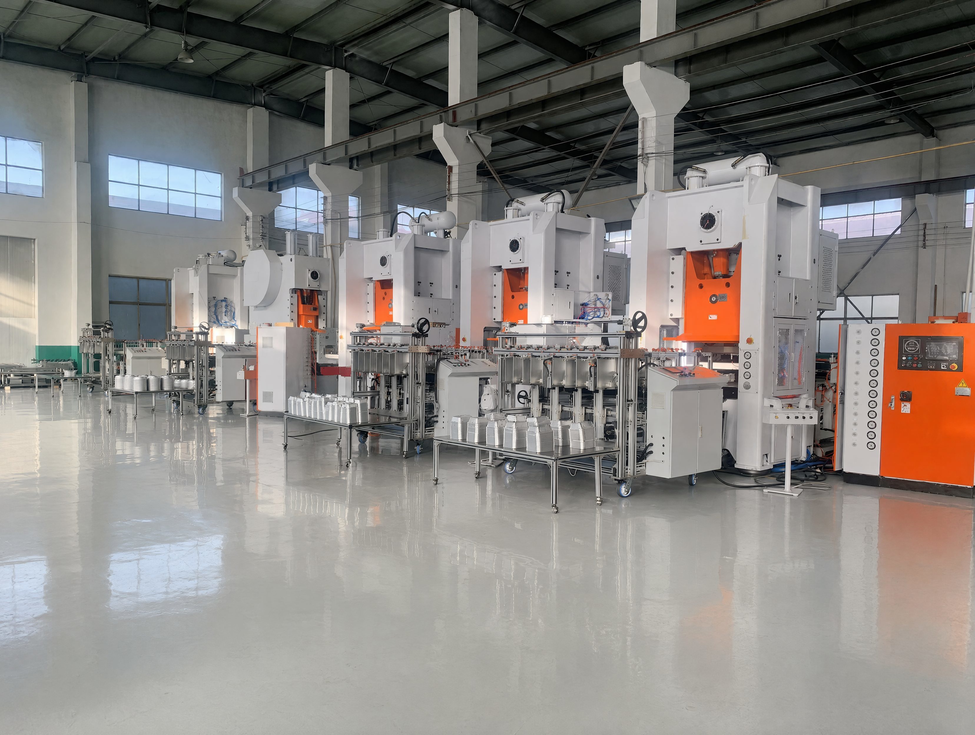 नवीनतम कंपनी ब्लॉग के बारे में How to Calculate the Actual Output of an Aluminium Foil Container Production Line