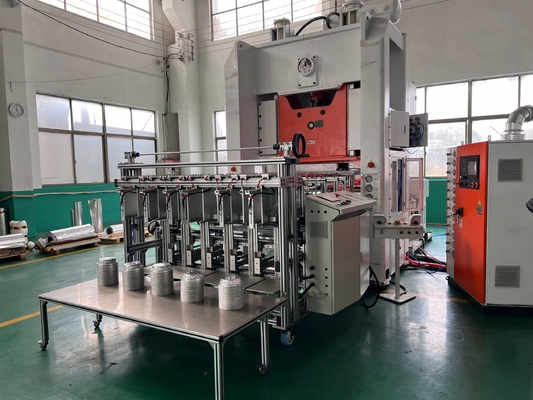 खरीदें मित्सुबिशी पीएलसी 40m2 एल्यूमीनियम पन्नी कंटेनर मशीन Simense मोटर online manufacture