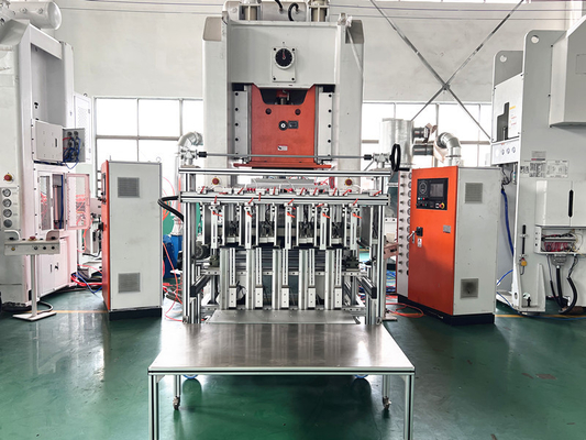 खरीदें 12000 पीसी/घंटा एल्यूमीनियम पन्नी पैन बनाने की मशीन online manufacture