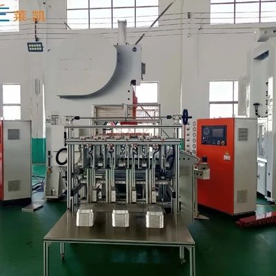 खरीदें LK-T63 Aluminum Foil Container Making Machine with Servo-Driven Precision Control, Fully Automatic and 19KW Motor Power online manufacture