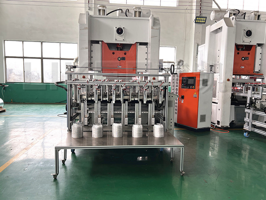खरीदें LK-T80 Food Container Punching Machine Automatic for Food Grade Square Round Pan online manufacture