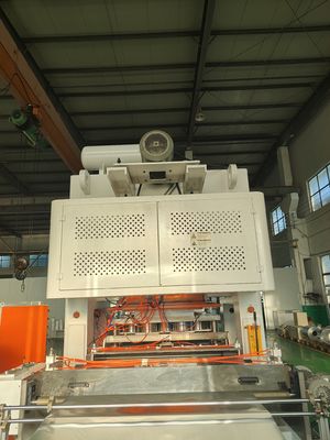 खरीदें LK-T80 Food Container Punching Machine Equipped with Closed Lubrication System online manufacture