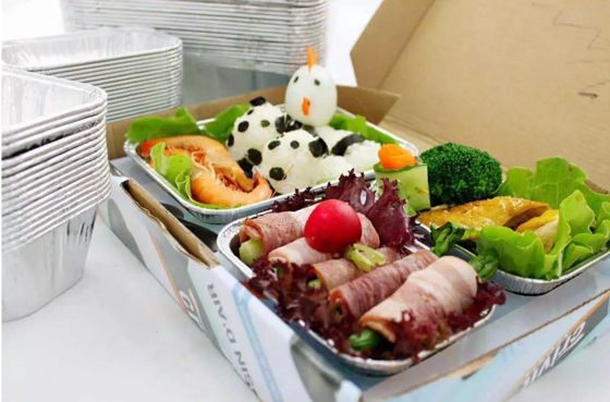खरीदें LK-T80 Food Container Punching Machine Automatic for Making Food Fish Pan Type online manufacture