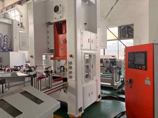 खरीदें OEM पुनर्नवीनीकरण एल्यूमीनियम पन्नी खाद्य कंटेनर सोने की पट्टी एल्यूमीनियम ट्रे online manufacture