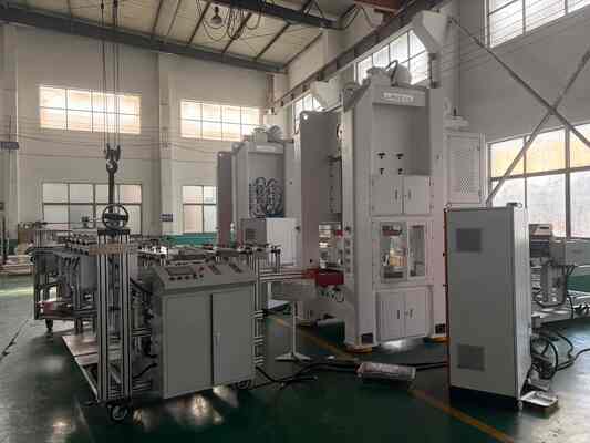 खरीदें संरक्षण प्रभाव के साथ स्वनिर्धारित लोगो डिस्पोजेबल एल्यूमीनियम पन्नी कंटेनर 8 इंच online manufacture