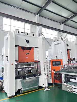 डिस्पोजेबल आयताकार एल्यूमीनियम पन्नी कंटेनर पर्यावरण के अनुकूल 1 एलबी पन्नी पैन