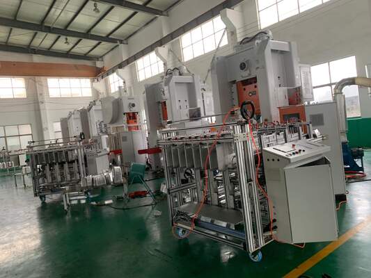 एल्यूमीनियम पन्नी कंटेनर बनाने की मशीन बारबेक्यू आयताकार खाद्य ग्रेड