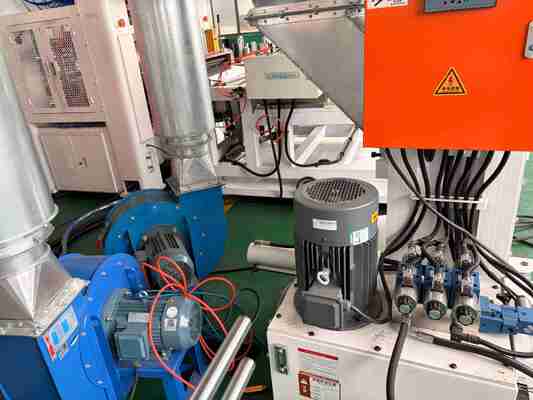 LK-T80 झुर्रीदार दीवार H24 एल्यूमीनियम पन्नी पैन होटल रेस्तरां खाद्य भंडारण मशीन के लिए